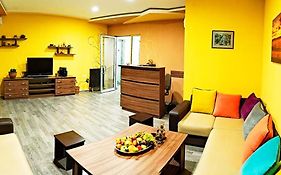 Dom Hostel & Tours